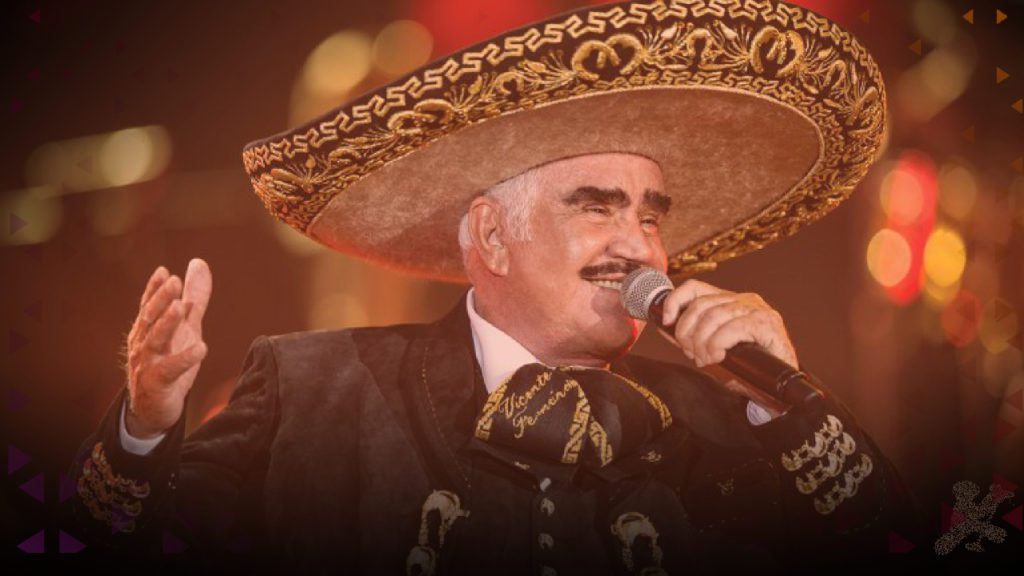 Vicente Fernandez cantando rancheras con un sombrero típico mexicano