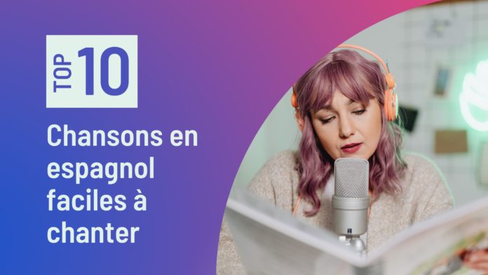 Top 10 des chansons en espagnol faciles à chanter. Fille avec un casque chantant avec un microphone.